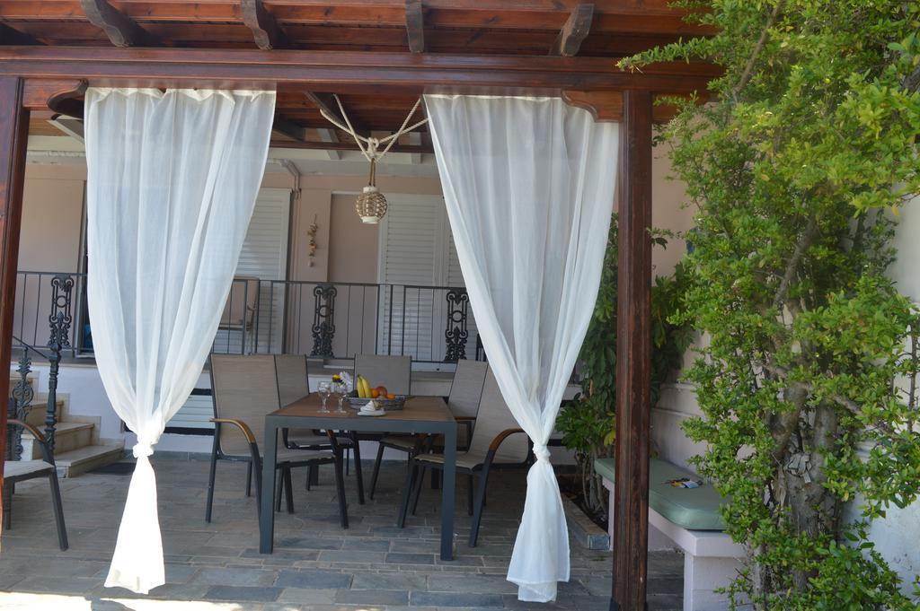 Villa Suites Lagonisi Luxury Buitenkant foto