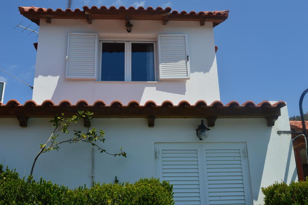 Villa Suites Lagonisi Luxury Buitenkant foto